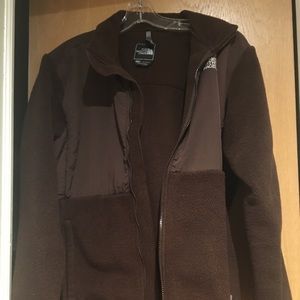 Girls north face fleece jacket in brown
